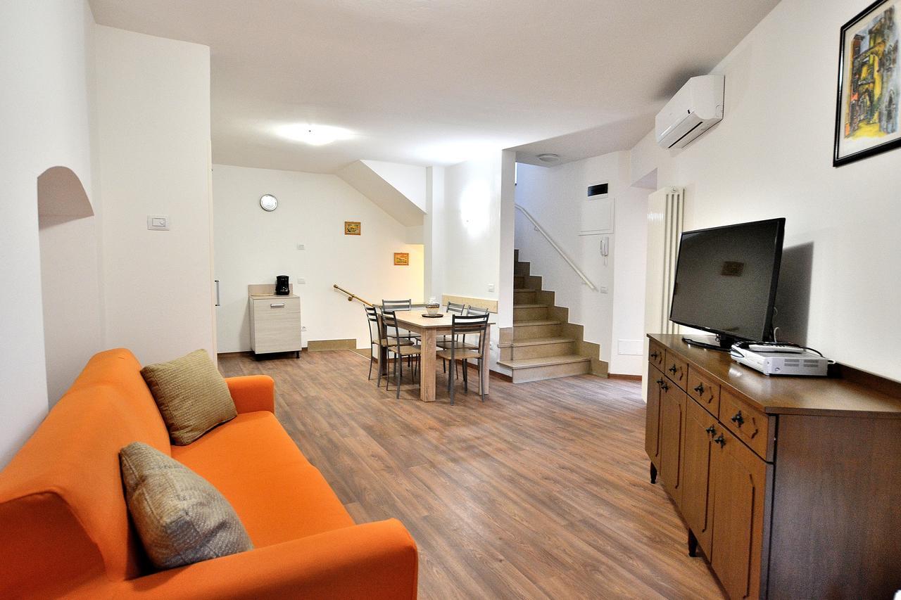 Apartment Del Pescatore Torri Del Benaco Eksteriør billede