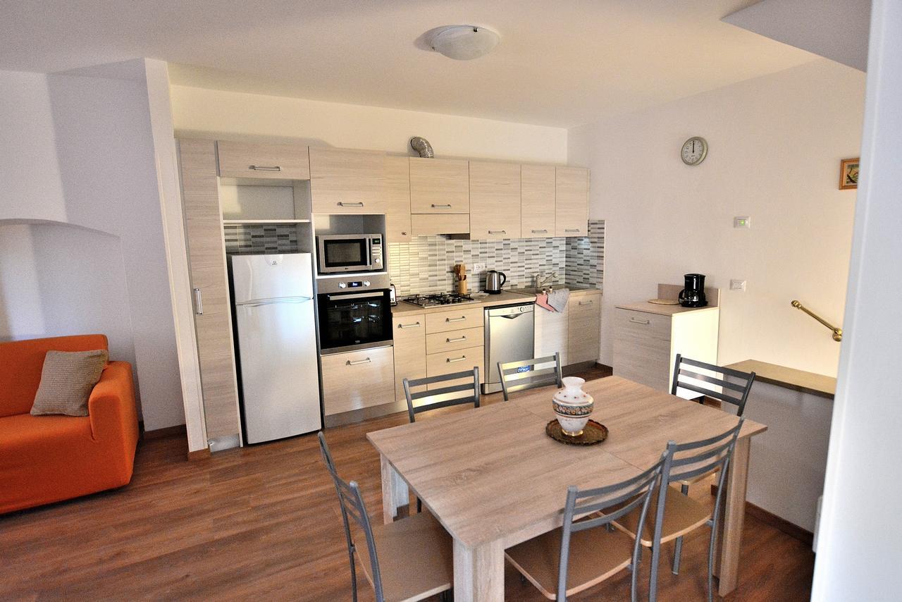 Apartment Del Pescatore Torri Del Benaco Eksteriør billede