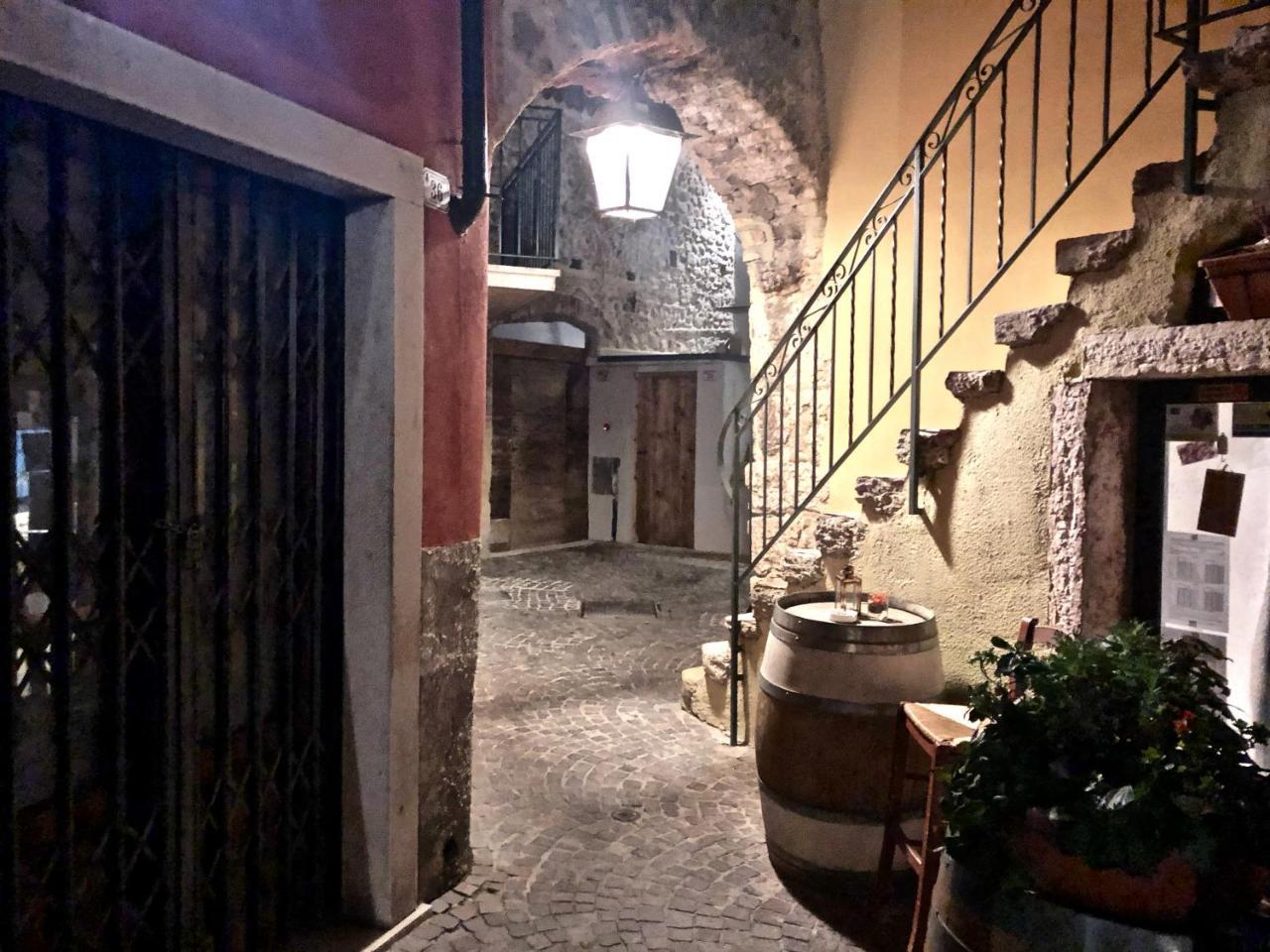 Apartment Del Pescatore Torri Del Benaco Eksteriør billede